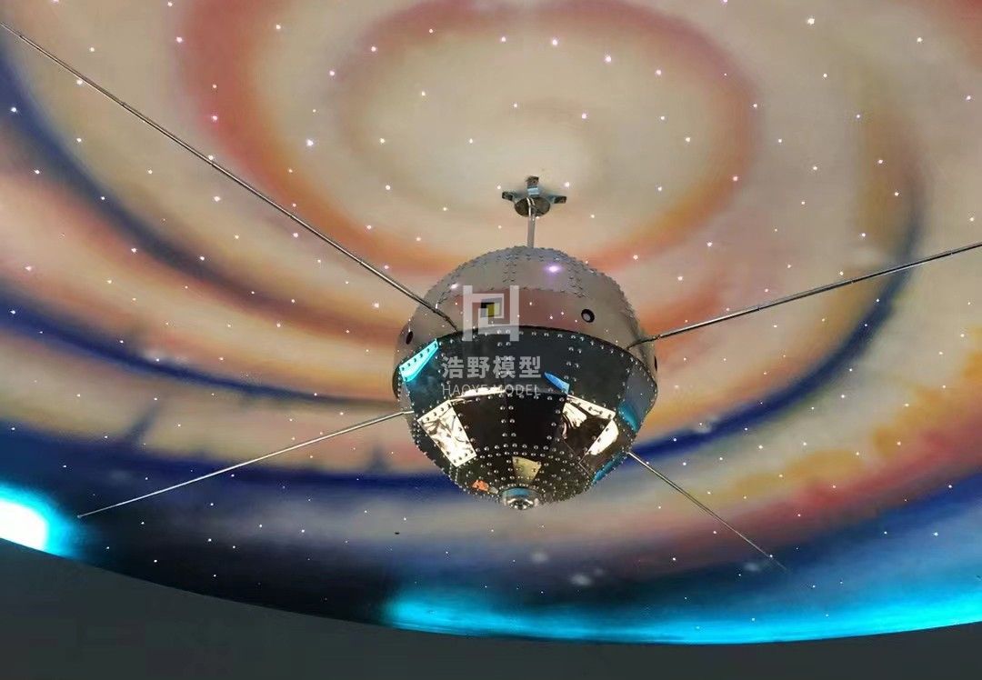 东方红一号卫星展示模型